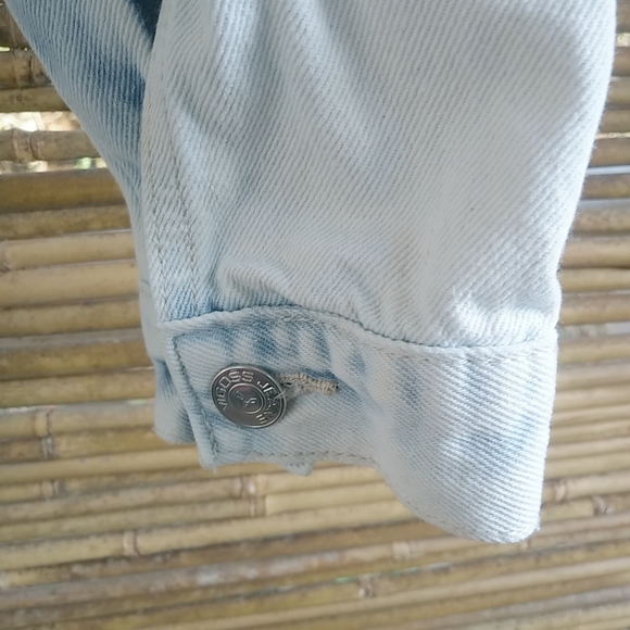 Vigoss L Y2K Blue Distressed Denim Jeans Crop Jacket - Picture 10 of 10